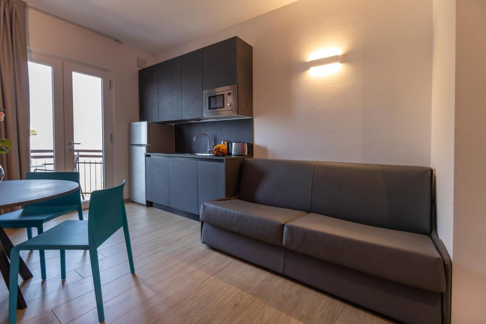 Residence Solei Classic & Plus 布雷佐内加尔达 外观 照片